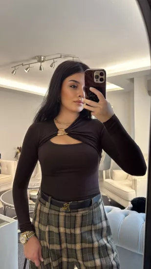 Uzun Kol Tokalı Bluz