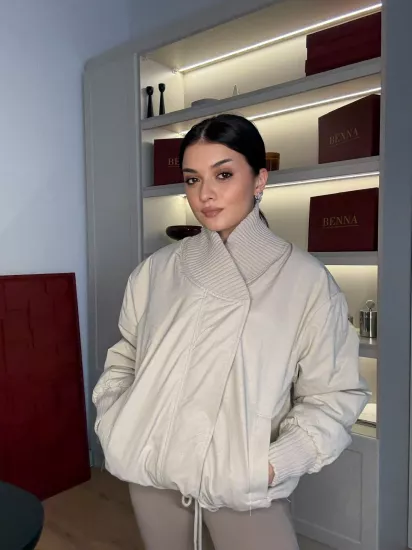 Triko yakalı bomber mont 